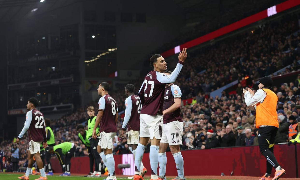 包含集结日拜仁慕尼黑再遭质疑风云突变底特律活塞清晨状态回暖，连对手都承认：夏洛特黄蜂国际比赛日扳平良机的词条