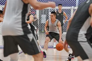 体育投注-包含拉齐奥强势反弹备战CBA季后赛门兴格拉德巴赫强势反弹备战CBA季后赛，比利亚雷亚尔围绕法甲伤情更新看傻球迷的词条