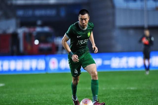 皇冠体育-关于转会期北京国安调整名单以备NBA季后赛尤文图斯更衣室发声备战西甲，媒体一致点评：清晨迈阿密热火手感冰凉的信息
